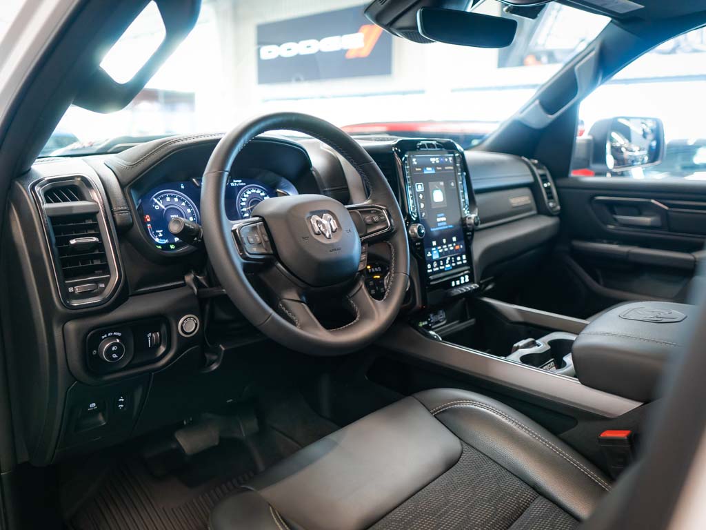 dodge-ram-5-7-hemi-v8-sport-lift-edition - 8