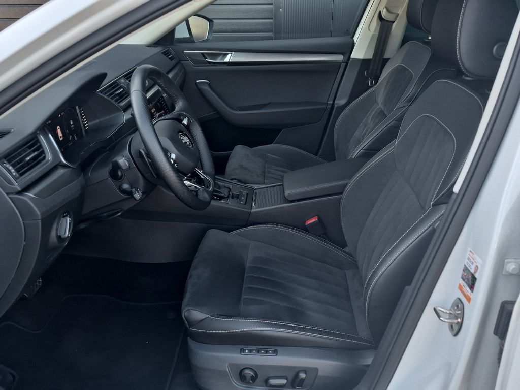 skoda-superb-combi-2-0-tsi-dsg-style-140-k - 8
