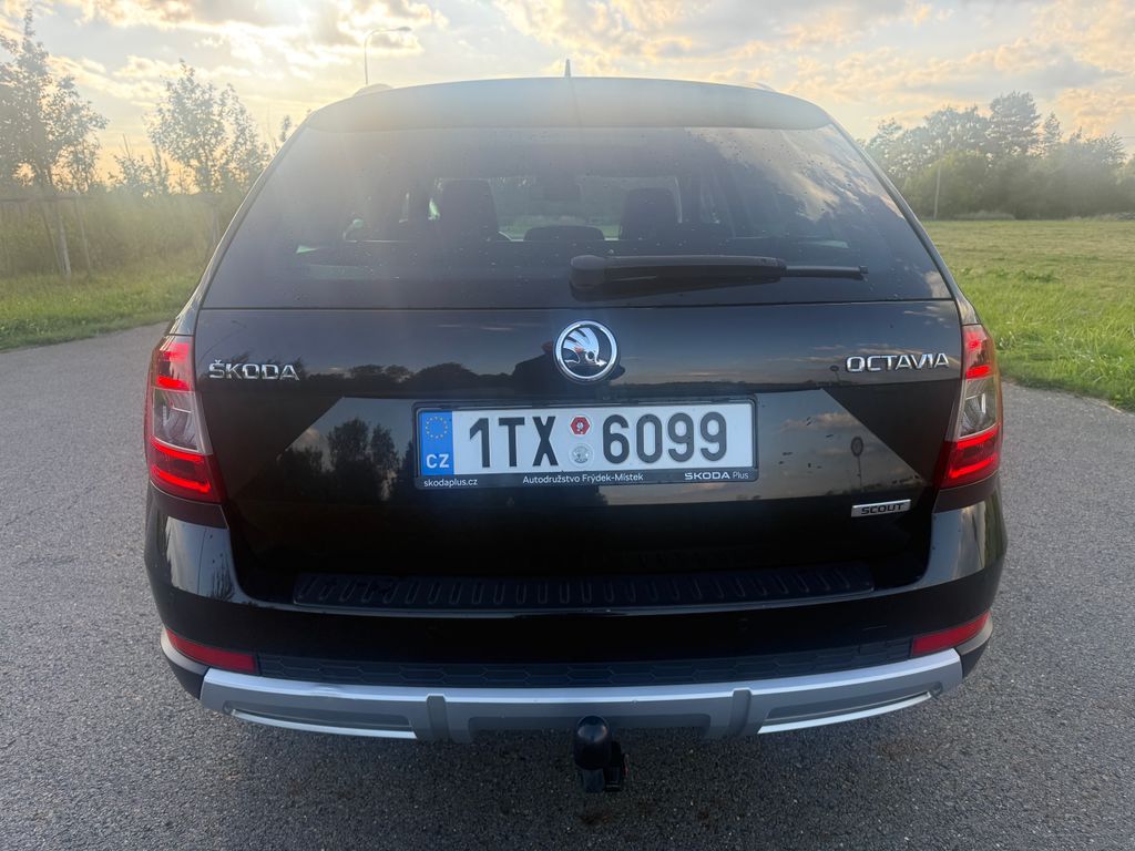 skoda-octavia-2-0-tdi-scout-4x4-dsg-tz - 3