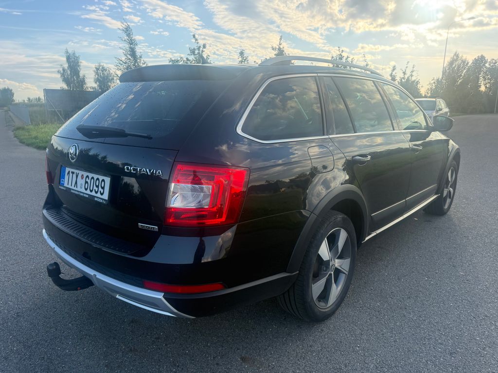 skoda-octavia-2-0-tdi-scout-4x4-dsg-tz - 4