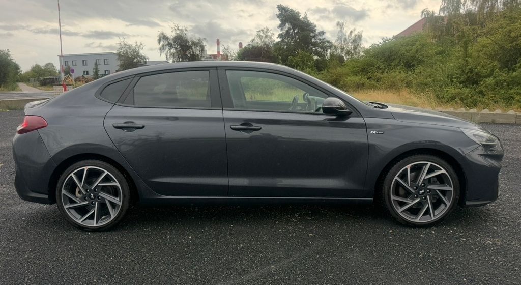 hyundai-i30-1-6-118-kw-fastback-mild-hybrid-zaruka-do-2029 - 5