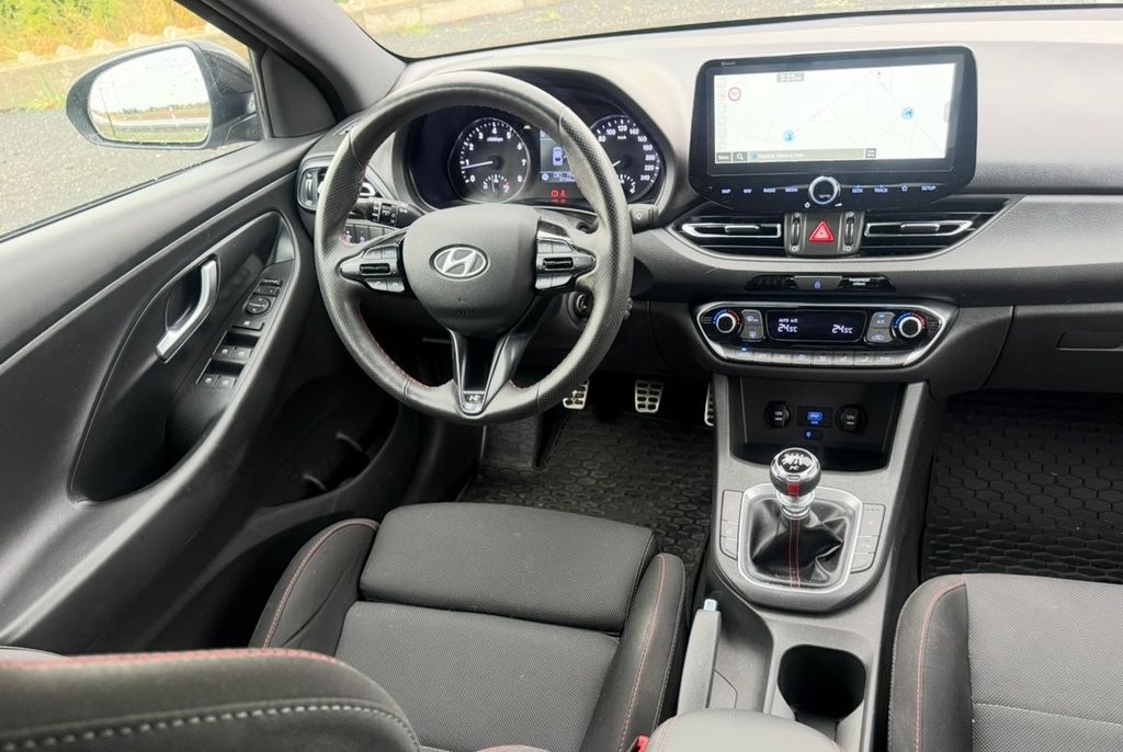 hyundai-i30-1-6-118-kw-fastback-mild-hybrid-zaruka-do-2029 - 9