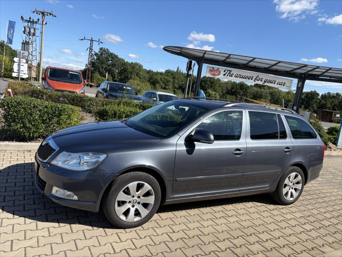 skoda-octavia-2-0-tdi-xenony - 3