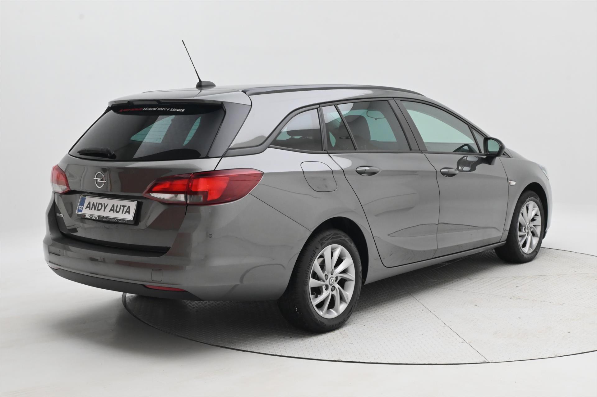 opel-astra-1-5-cdti-90kw-park-kamera-zaruka-az-5-let - 4