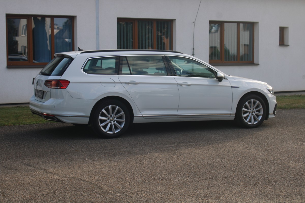 volkswagen-passat-1-4-gte-plugin-hybrid-soh95-8 - 3