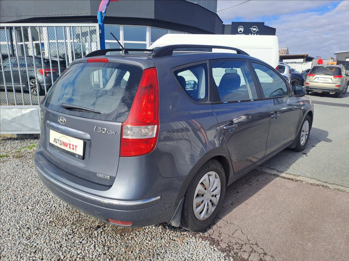 hyundai-i30-1-6-crd - 2