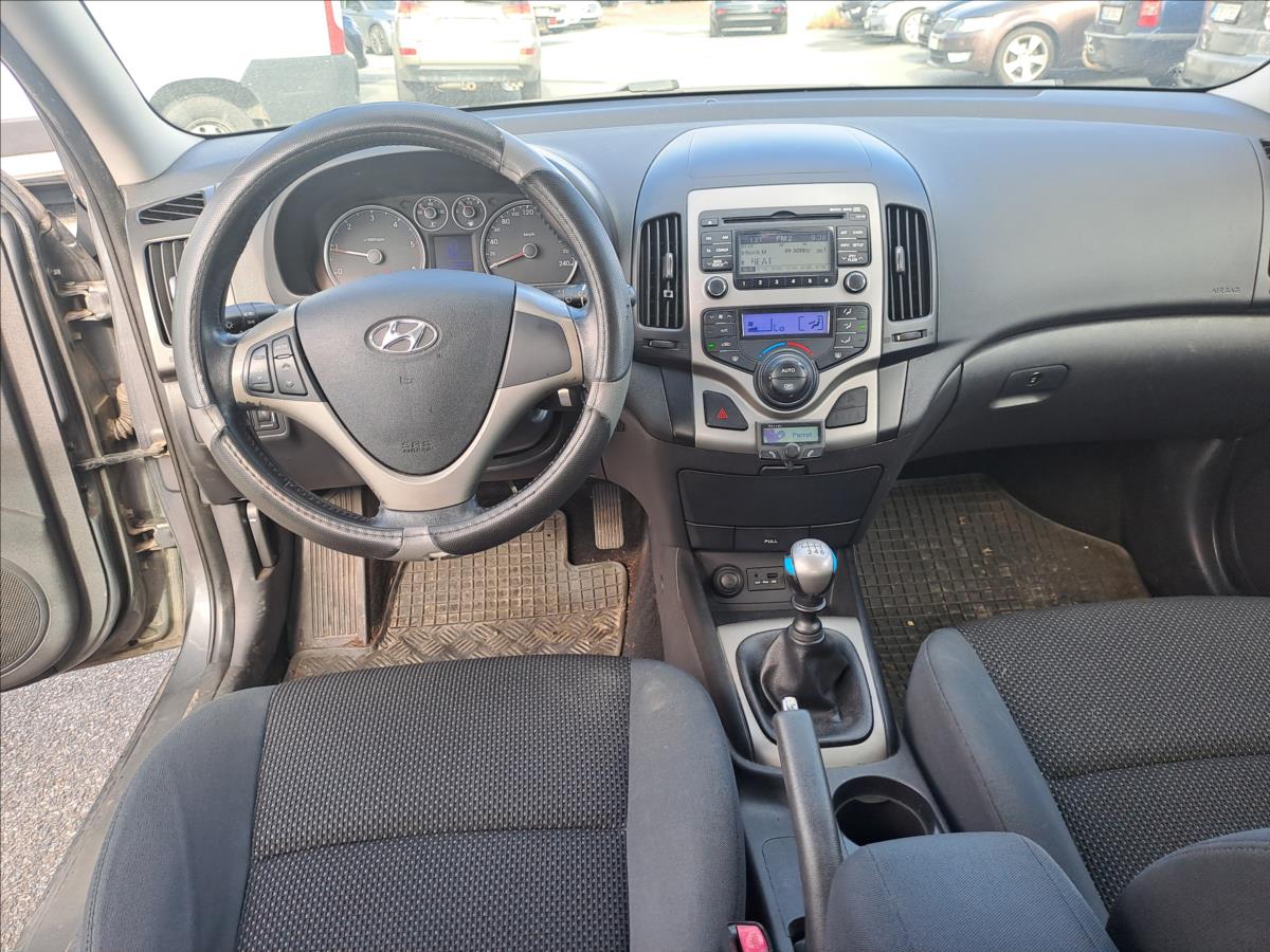hyundai-i30-1-6-crd - 8