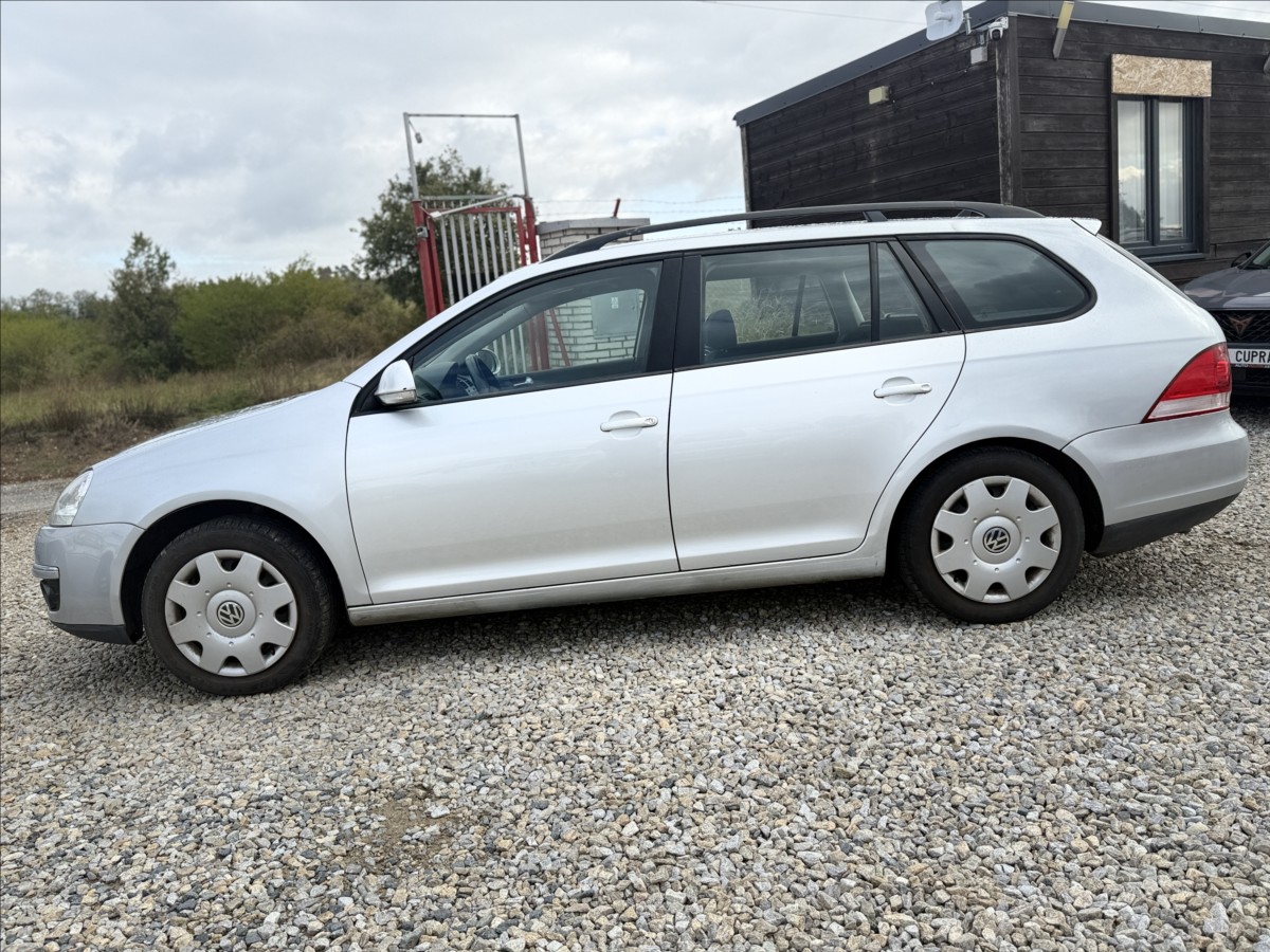 volkswagen-golf-1-9-tdi-77kw-sada-kol-tazne - 7