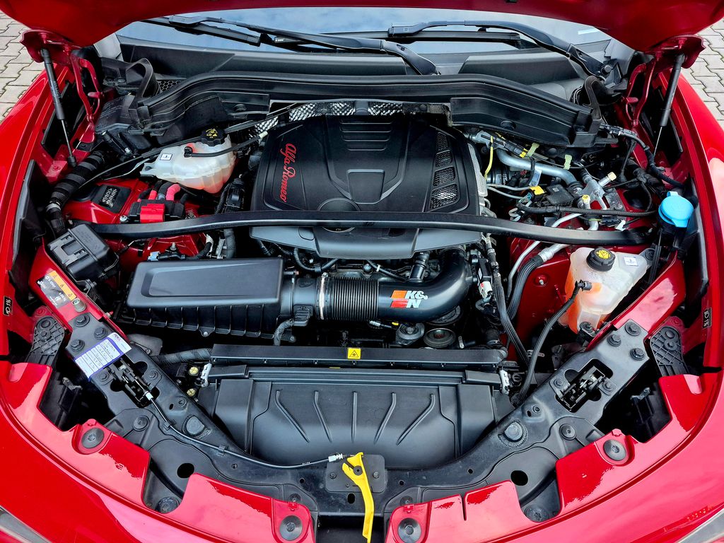alfa-romeo-stelvio-2-0-206kw-veloce-q4 - 8