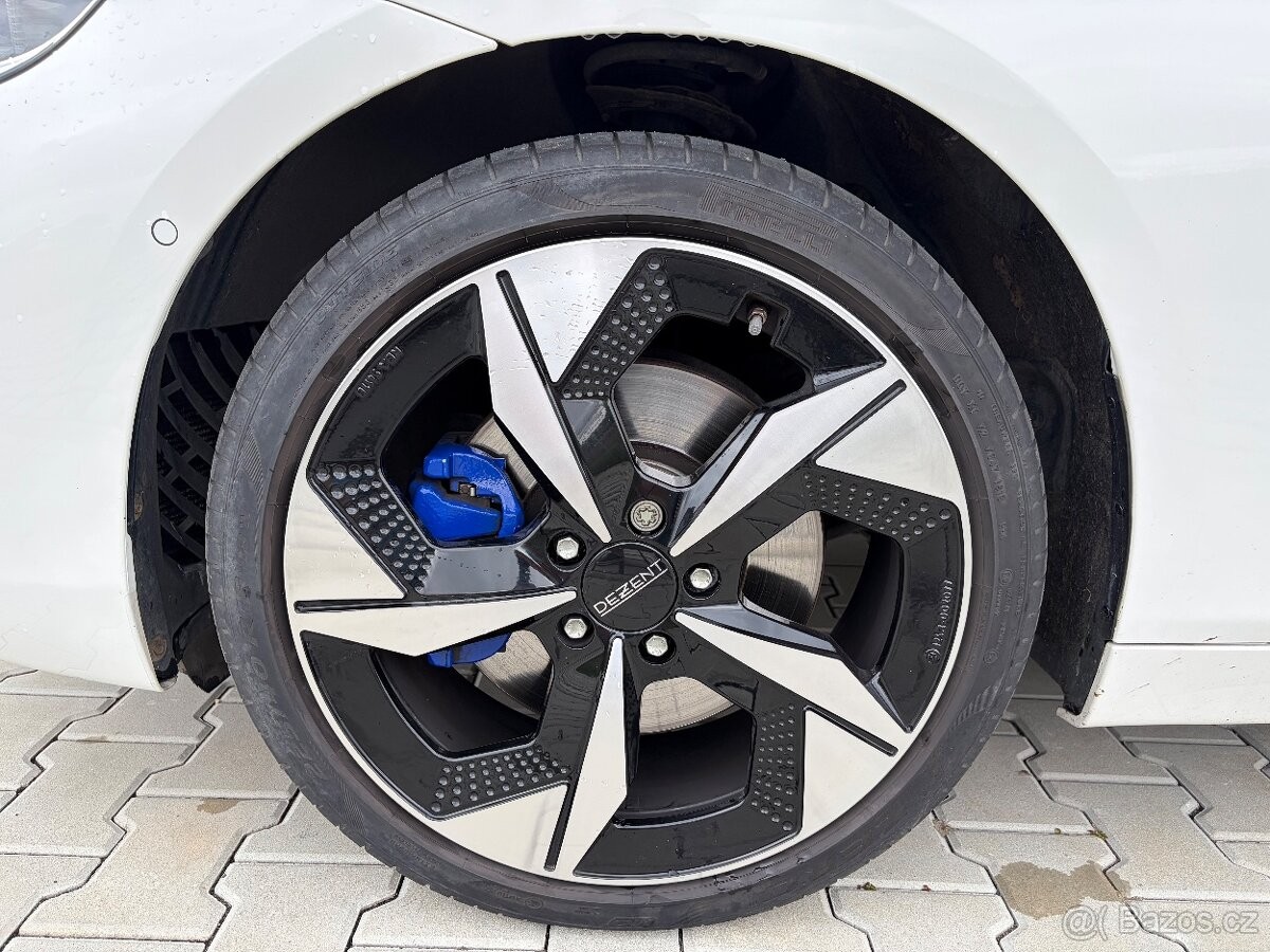 bmw-rada-2-2-0-220i-gran-tourer-2021-top-stav - 4