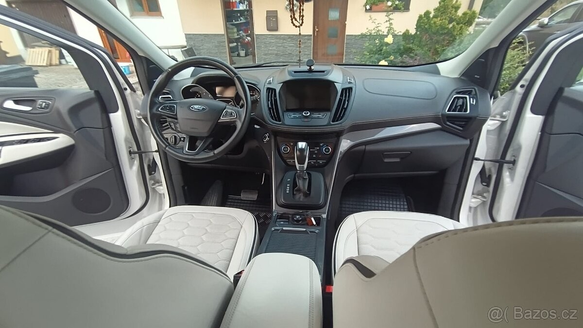 ford-kuga-2-0-vignale - 3