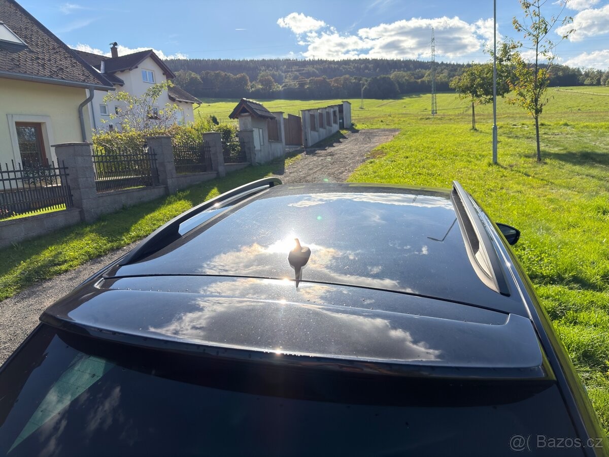 skoda-octavia-2-0-3-vrs-tdi-135-kw - 7
