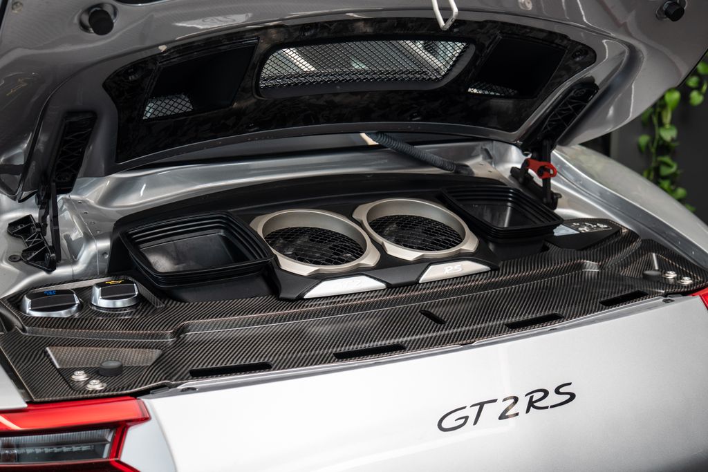 porsche-911-991-2-gt2-rs-weissach - 7