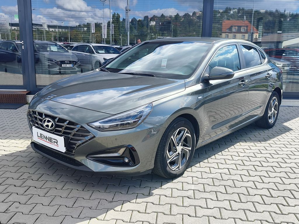 Hyundai i30 1.5 T-GDI/117kW Smart DCT