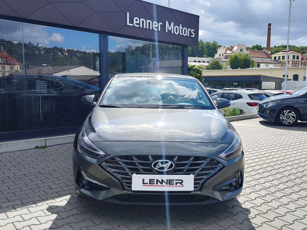 hyundai-i30-1-5-t-gdi-117kw-smart-dct - 1
