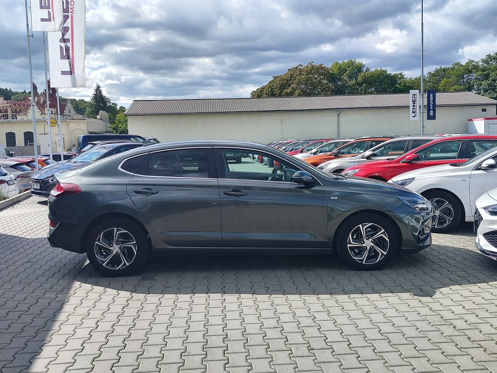 hyundai-i30-1-5-t-gdi-117kw-smart-dct - 3