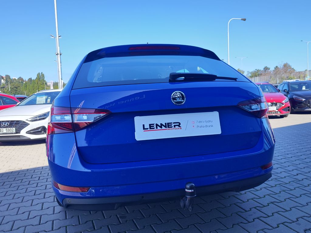 skoda-superb-2-0-tdi-110kw-style-dsg - 9