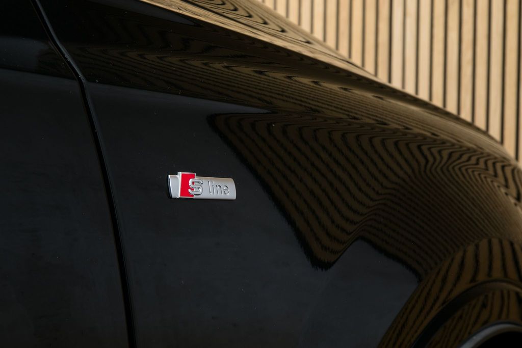 audi-q7-3-0tdi-210kw-s-line-7m-zaruka - 7