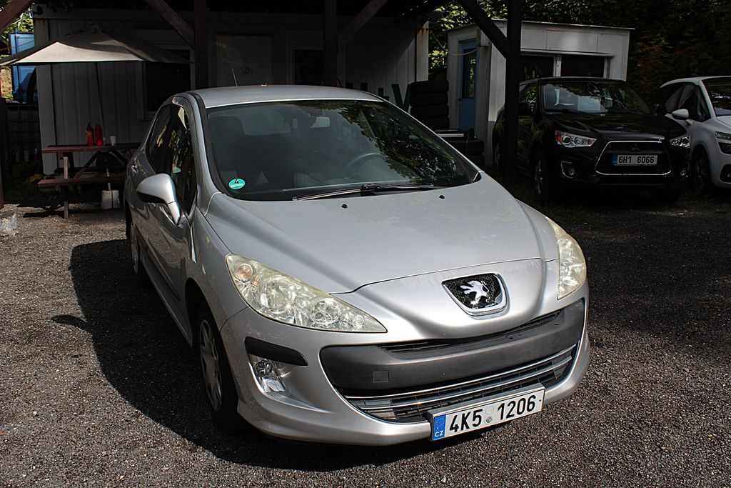 peugeot-308-1-6i-88-kw-klima - 2