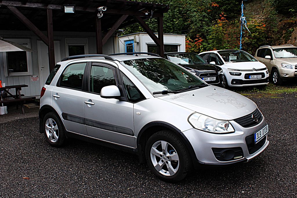 suzuki-sx4-1-6i-4wd-klima - 3