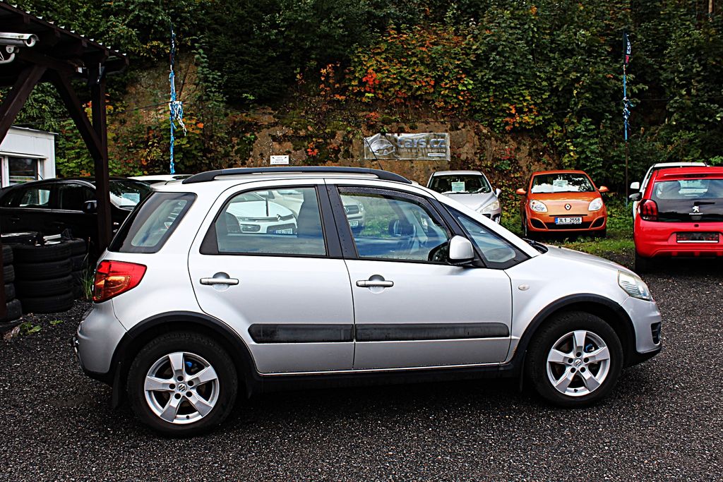 suzuki-sx4-1-6i-4wd-klima - 4