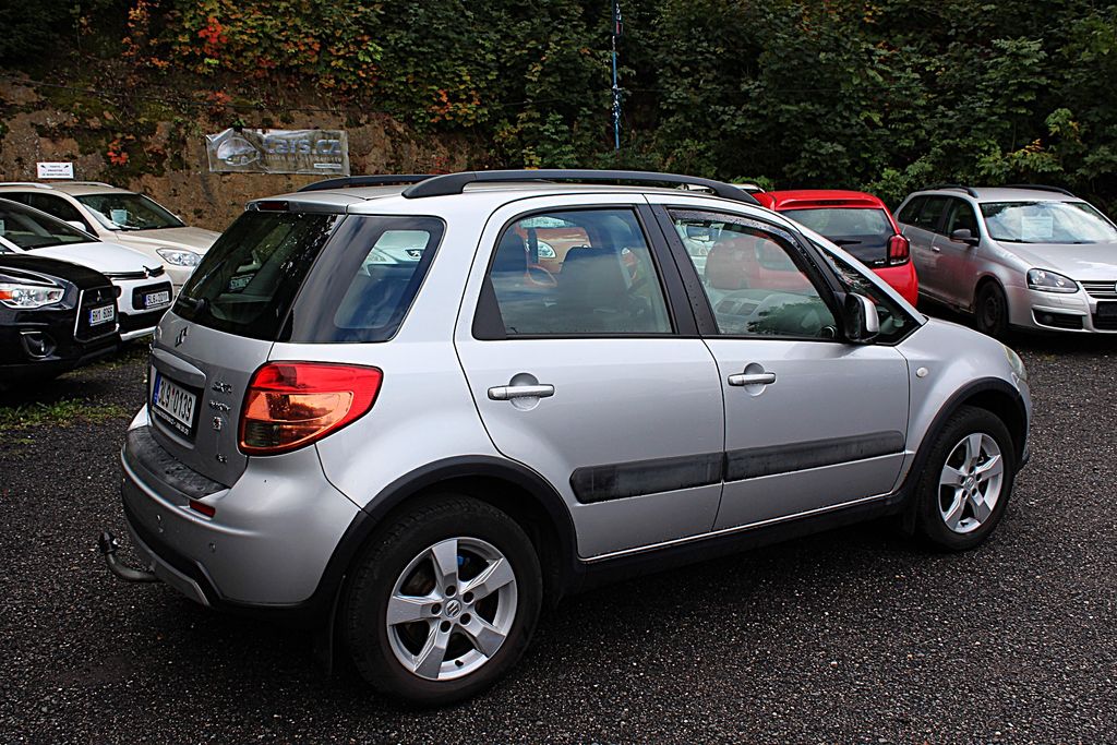 suzuki-sx4-1-6i-4wd-klima - 5