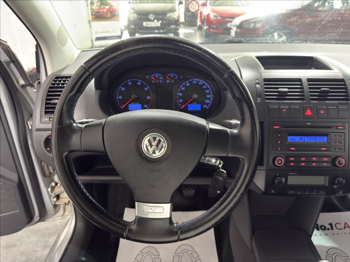 volkswagen-polo-1-2-i-tour-cidla-sibr-alu-stk - 7