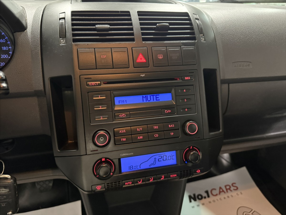 volkswagen-polo-1-2-i-tour-cidla-sibr-alu-stk - 9