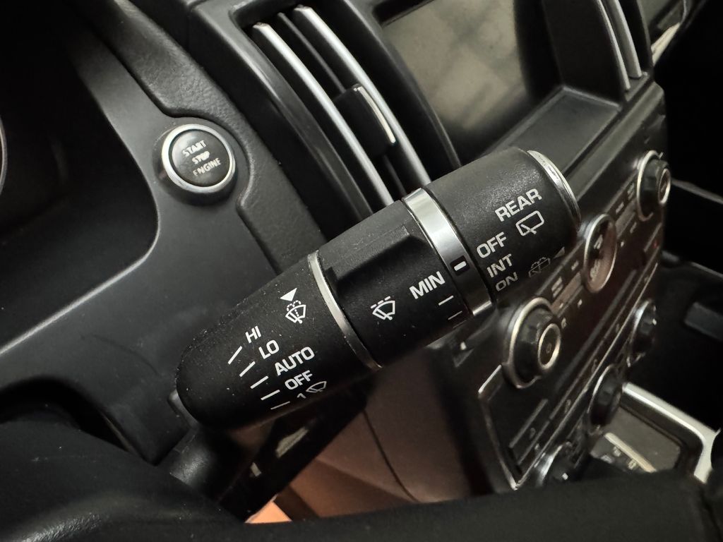 land-rover-freelander-2-2-td4-4x4-hse-luxory - 9