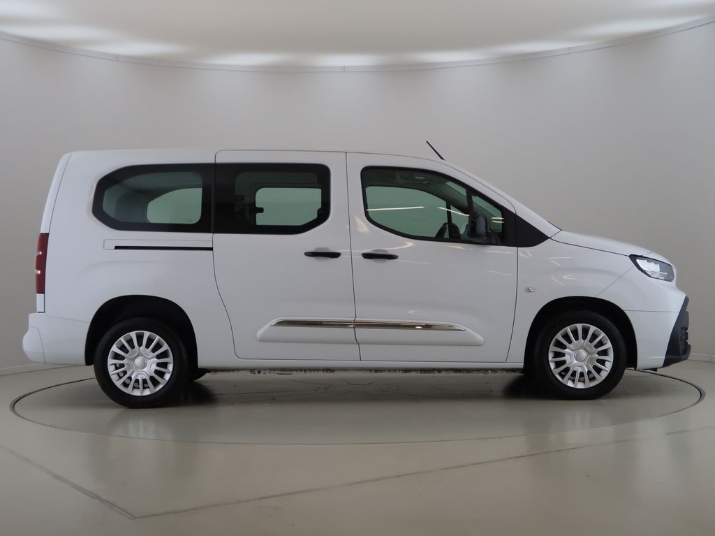 toyota-proace-city-verso-1-5-d-4d-long-business-cz-1maj - 3