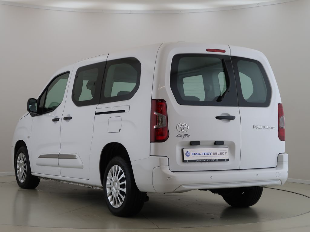 toyota-proace-city-verso-1-5-d-4d-long-business-cz-1maj - 6