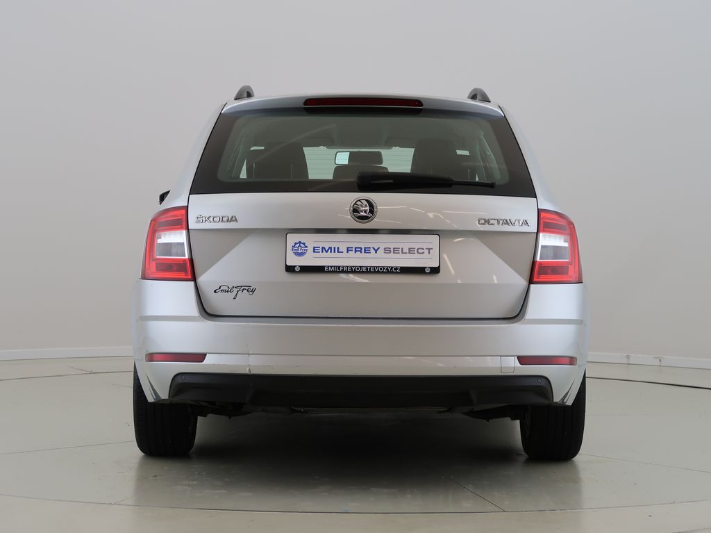 skoda-octavia-1-6-tdi-85kw-automat-cz - 5