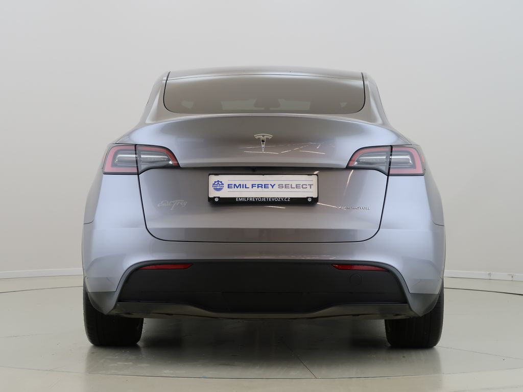 tesla-model-y-long-range-4x4-dual-motor-cz-1maj - 5