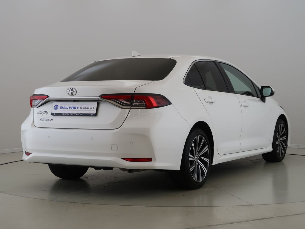 toyota-corolla-1-5-92kw-style-cz-1maj - 4