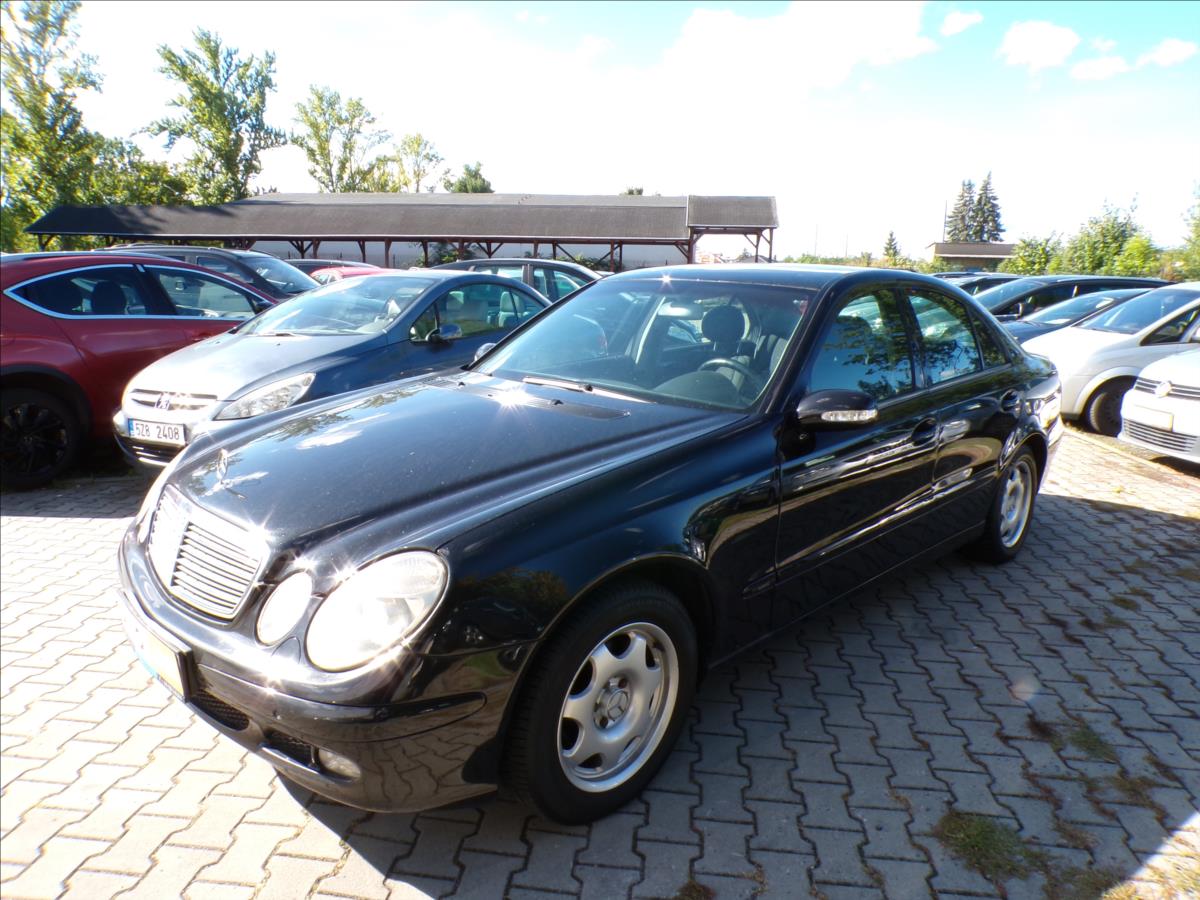 mercedes-benz-tridy-e-2-7-cdi-tazne-zarizeni-automat - 1