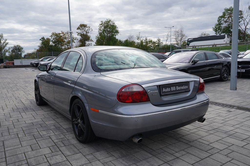 jaguar-s-type-2-7-d-v6-automat-kuze-sibr - 3