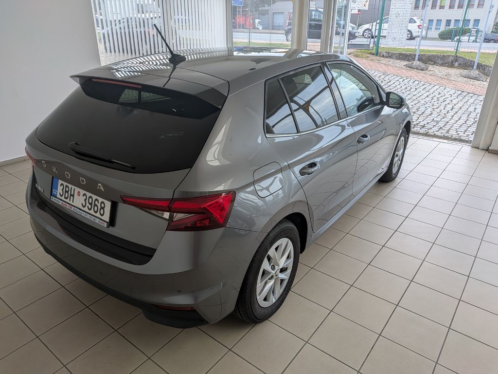 skoda-fabia-selektion-1-0-tsi-70kw - 4