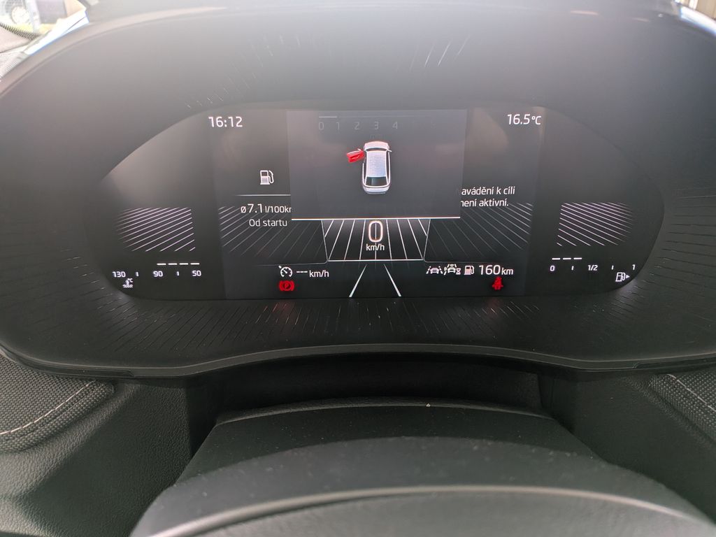 skoda-fabia-selektion-1-0-tsi-70kw - 9