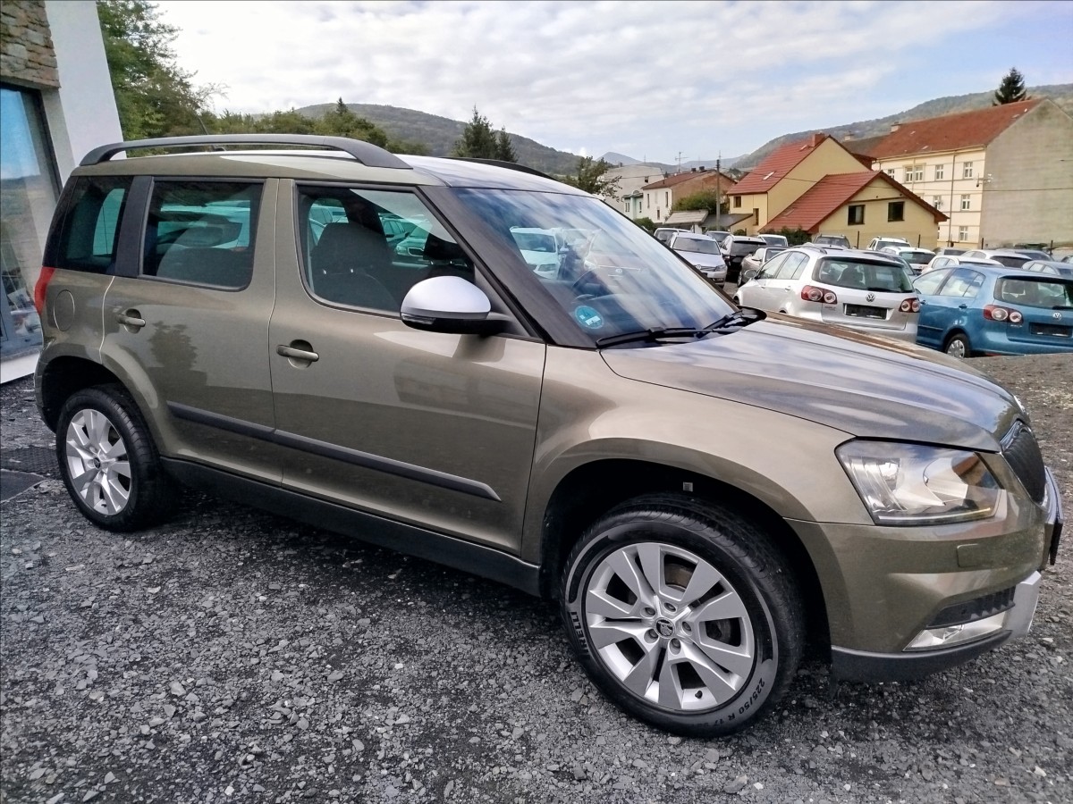 skoda-yeti-1-2-tsi-1-majitel-kuze-navi - 6