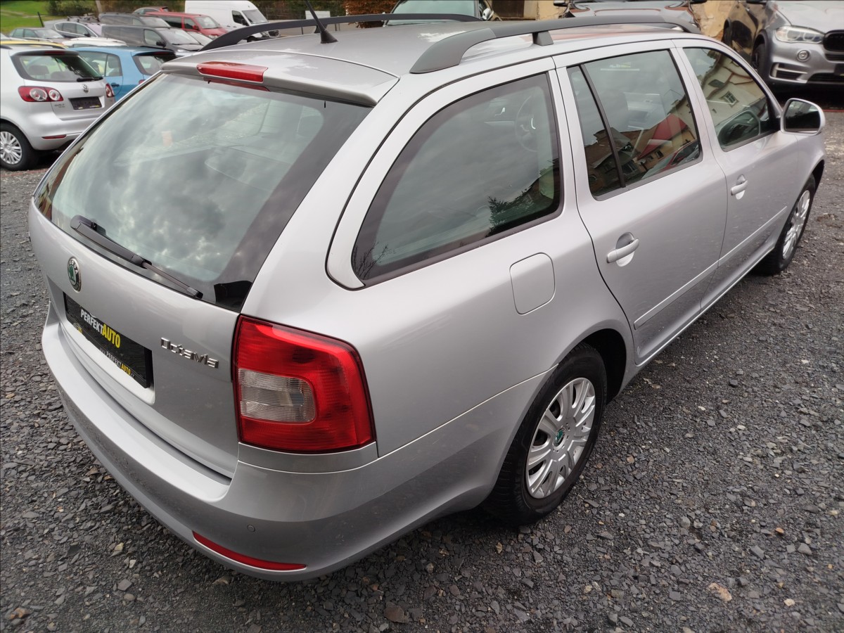 skoda-octavia-1-4-tsi-90-kw-jen-129-tis-km - 5