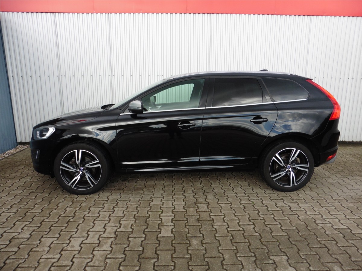 volvo-xc60-2-4-d5-r-design-awd-m-t-navi - 4