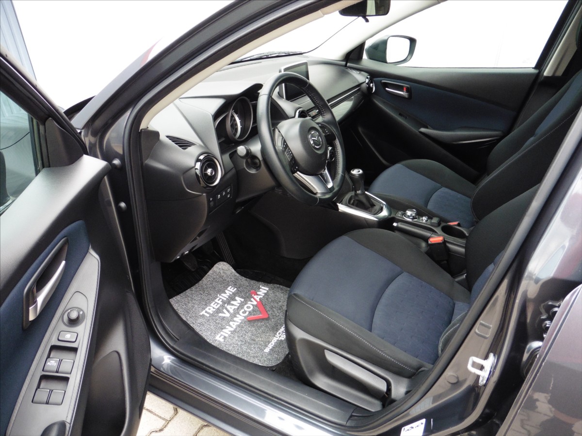 mazda-2-1-5-skyactiv-takumi - 6