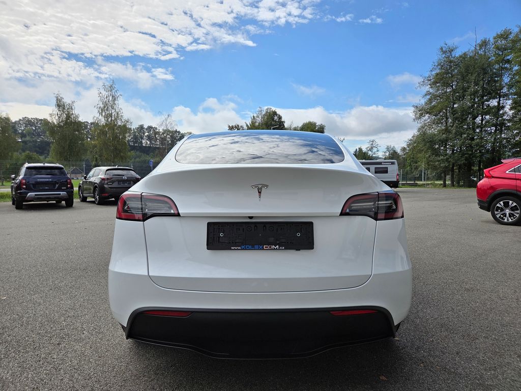 tesla-model-y-rwd-lfp-amd-ryzen - 3