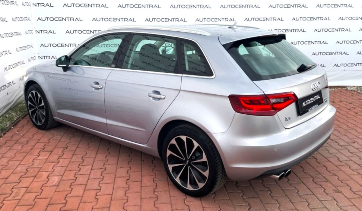 audi-a3-1-4-tfsi-s-line-110kw-129t-km-sportback - 5