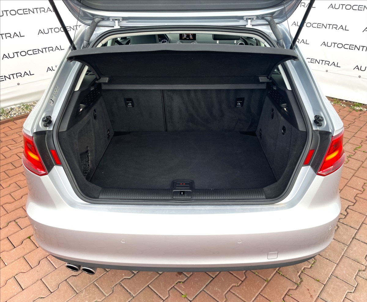 audi-a3-1-4-tfsi-s-line-110kw-129t-km-sportback - 9