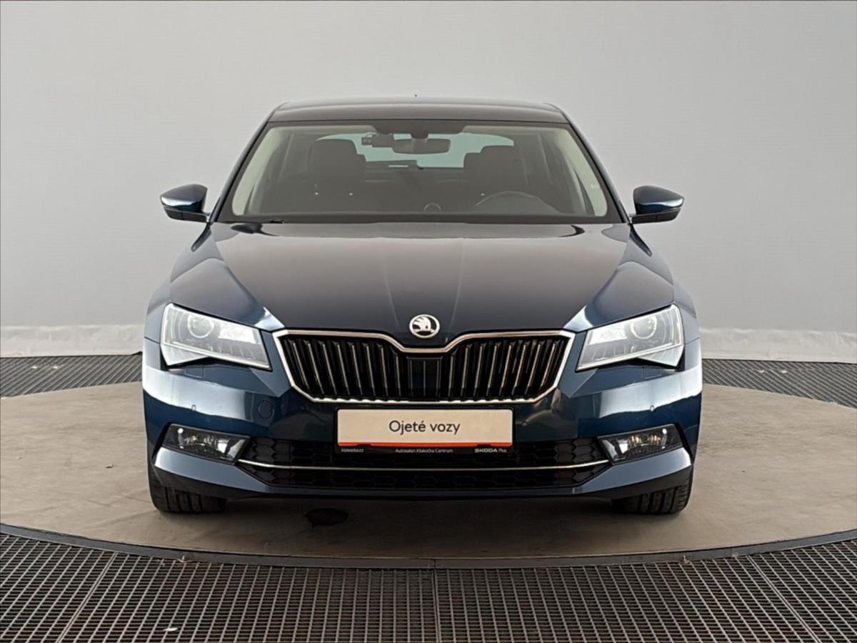 skoda-superb-1-5-tsi-ambition-plus - 3