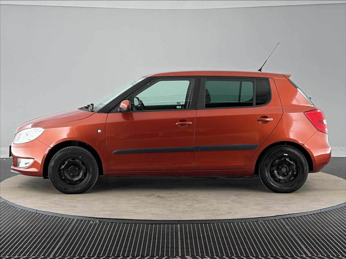 skoda-fabia-1-2-tsi-ambiente-plus - 2