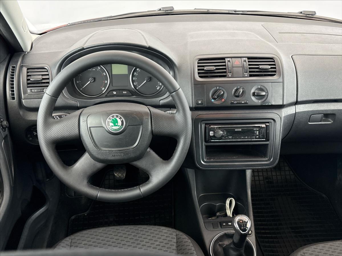 skoda-fabia-1-2-tsi-ambiente-plus - 4