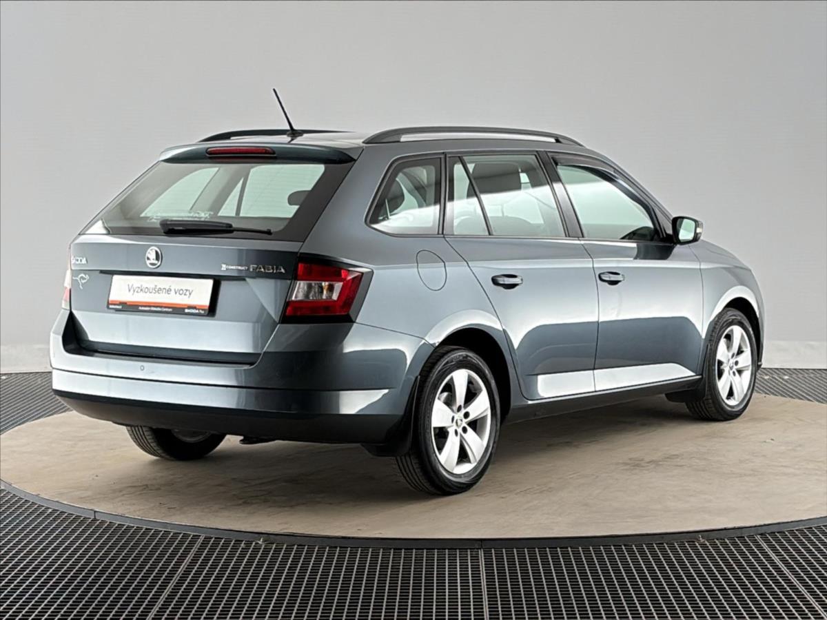skoda-fabia-1-0-tsi-ambition-plus - 1
