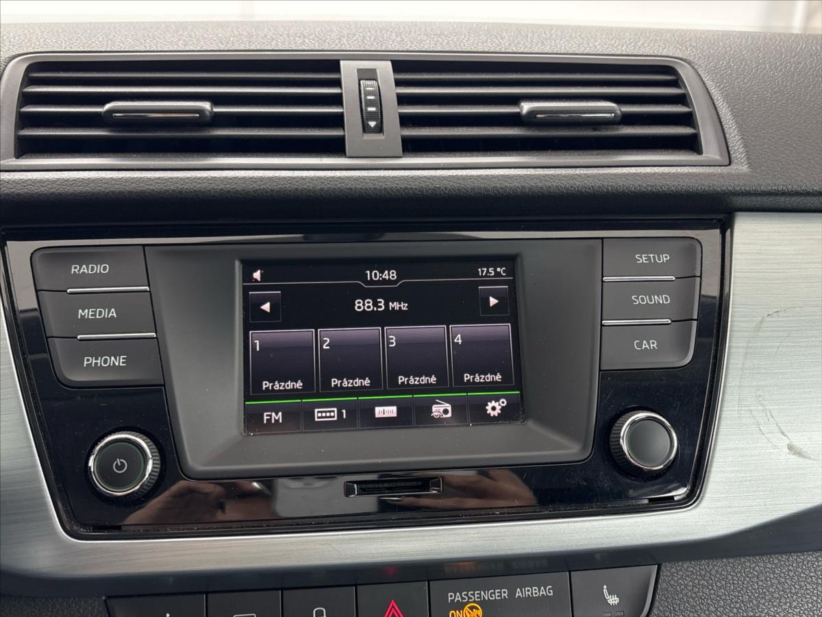 skoda-fabia-1-0-tsi-ambition-plus - 6